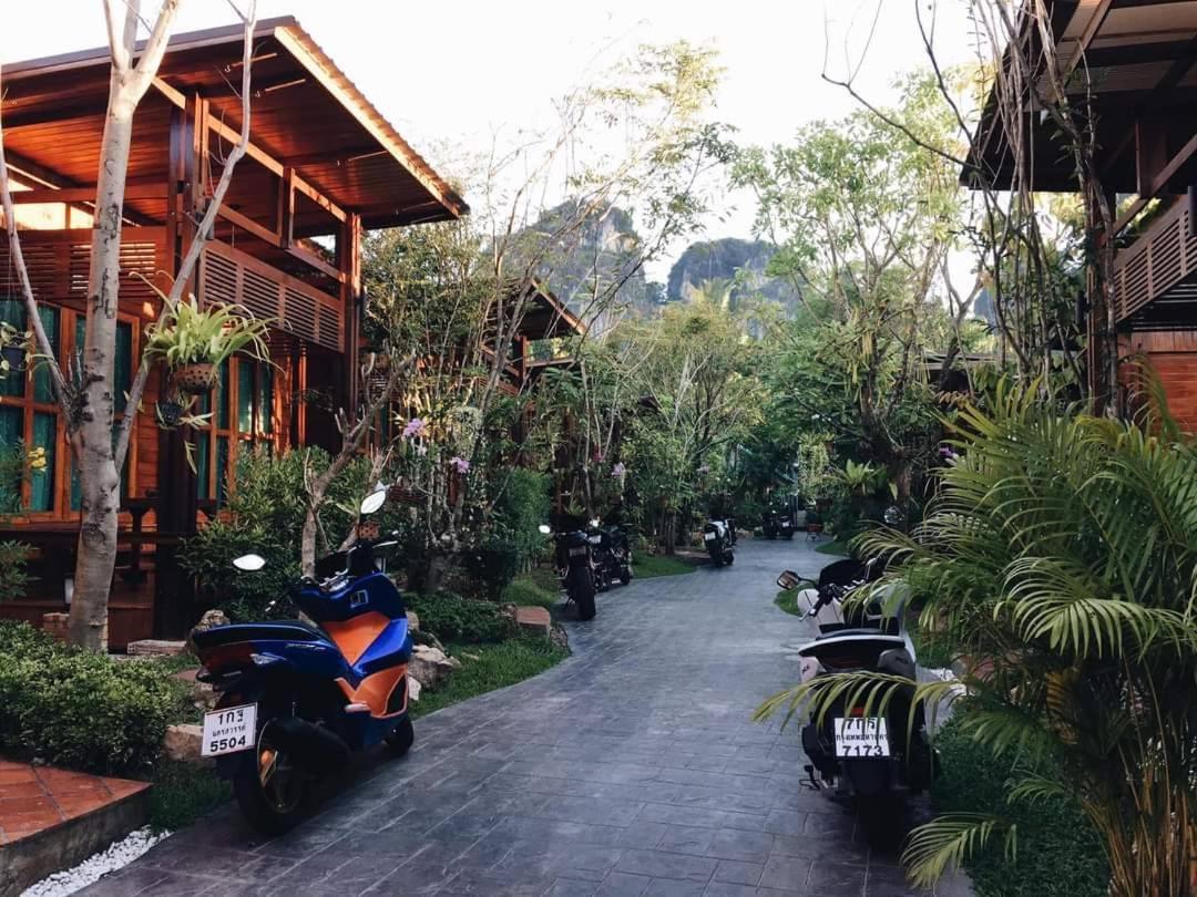 Areeya Phubeach Resort Wooden House Bancsongphli Kültér fotó