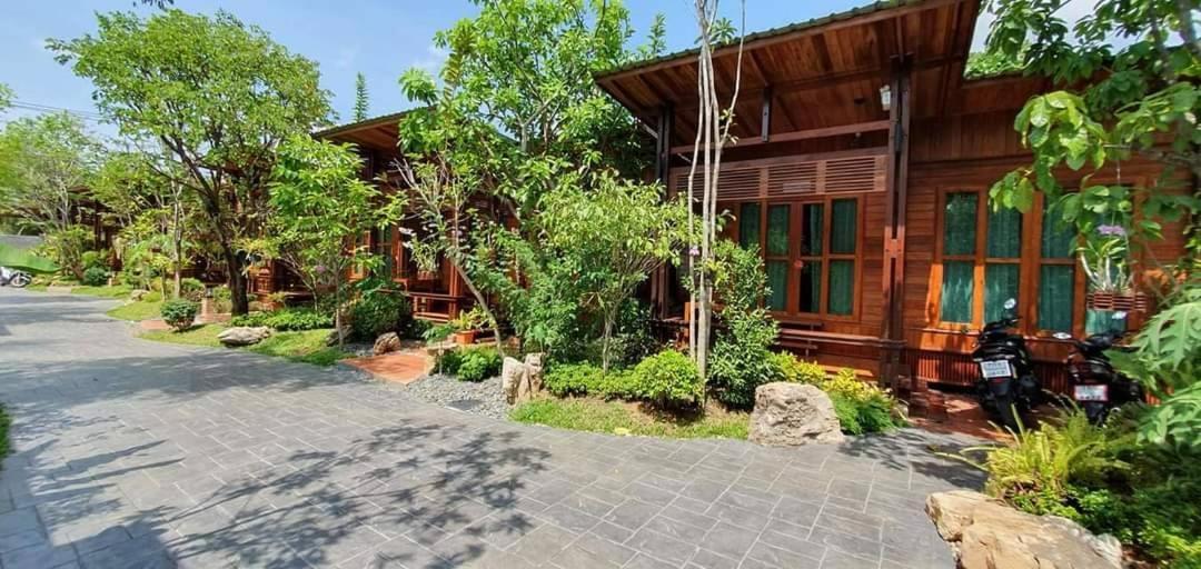 Areeya Phubeach Resort Wooden House Bancsongphli Kültér fotó